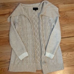 Romeo & Juliet Couture Slouchy Cable-Knit Cardigan